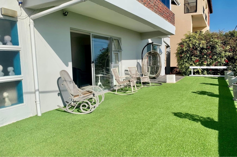 To Let 2 Bedroom Property for Rent in Mossel Bay Central Western Cape